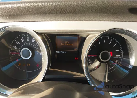 2014 Ford Mustang V6 Premium z USA, uszkodzony, nr VIN 1ZVBP8AM3E5284218